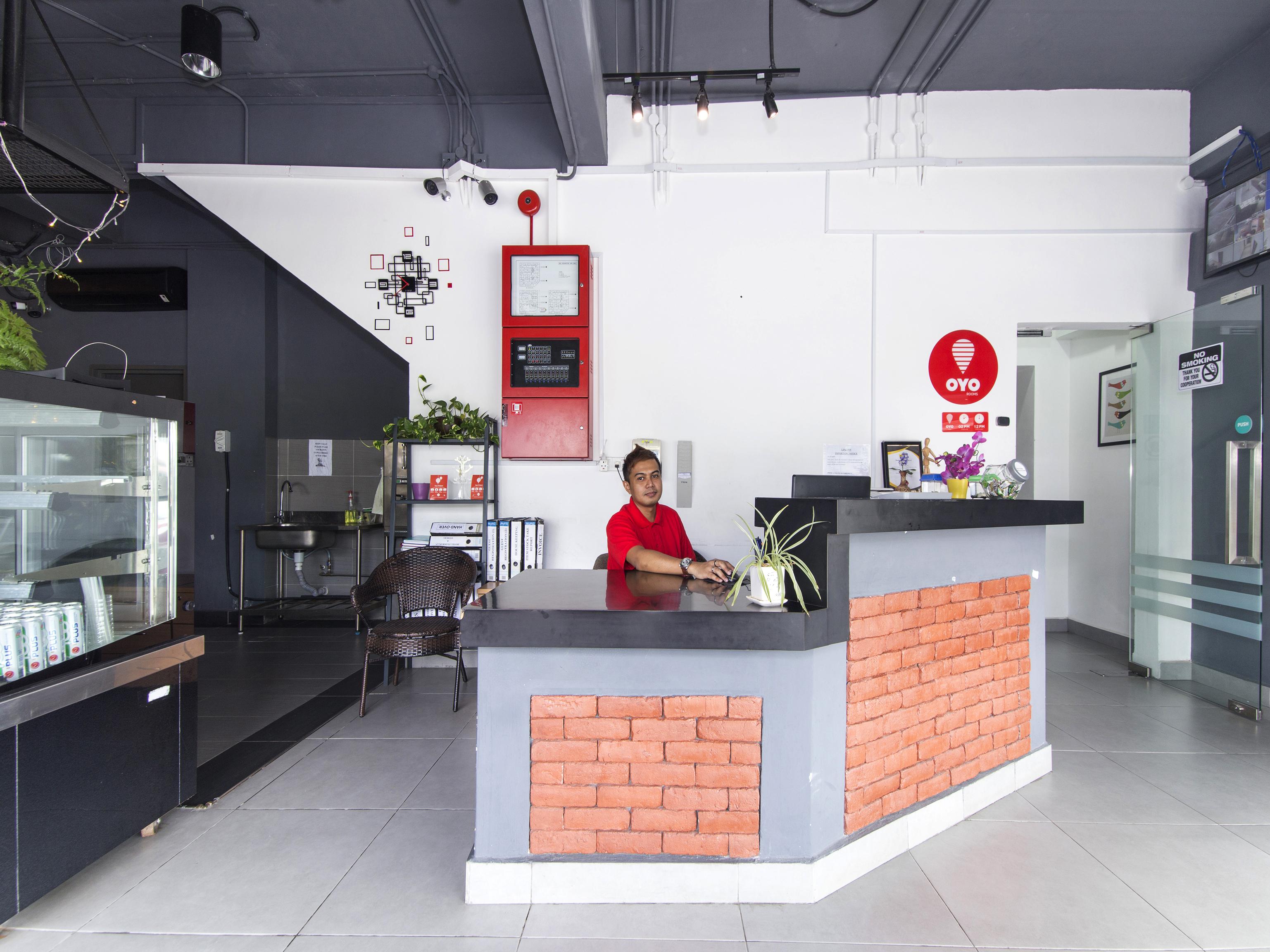 Super Oyo 246 Link Inn Johor Bahru Exterior photo